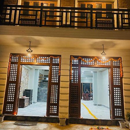 Pasne Aajako Hotel บันดิปูร์ ภายนอก รูปภาพ