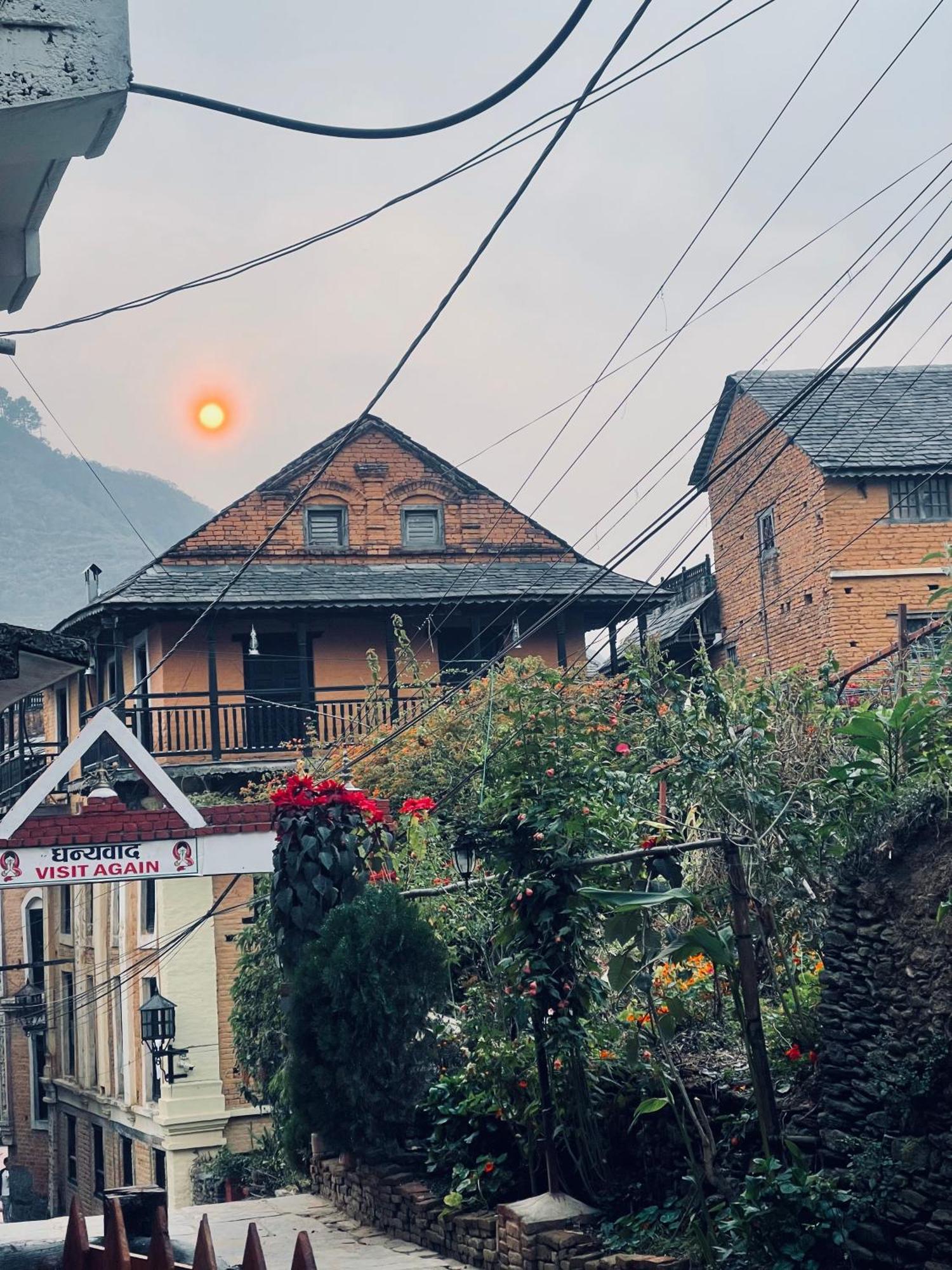 Pasne Aajako Hotel บันดิปูร์ ภายนอก รูปภาพ